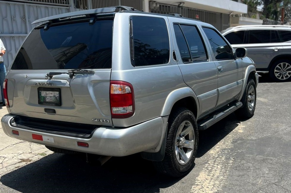 Nissan Pathfinder SE 2005 4X4 Blindada SILVER AG 6