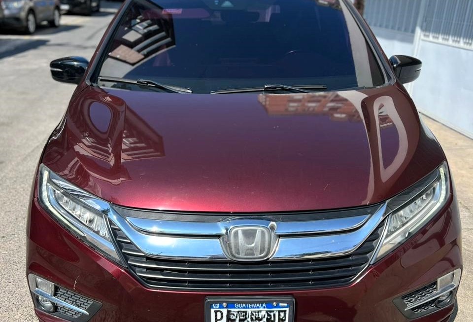 Honda Odyssey Elite 2019 AG RED 2