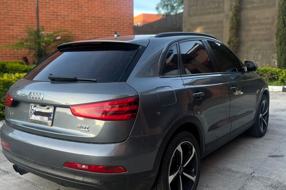 Audi Q3 Quattro 2013 AG GRAY 6