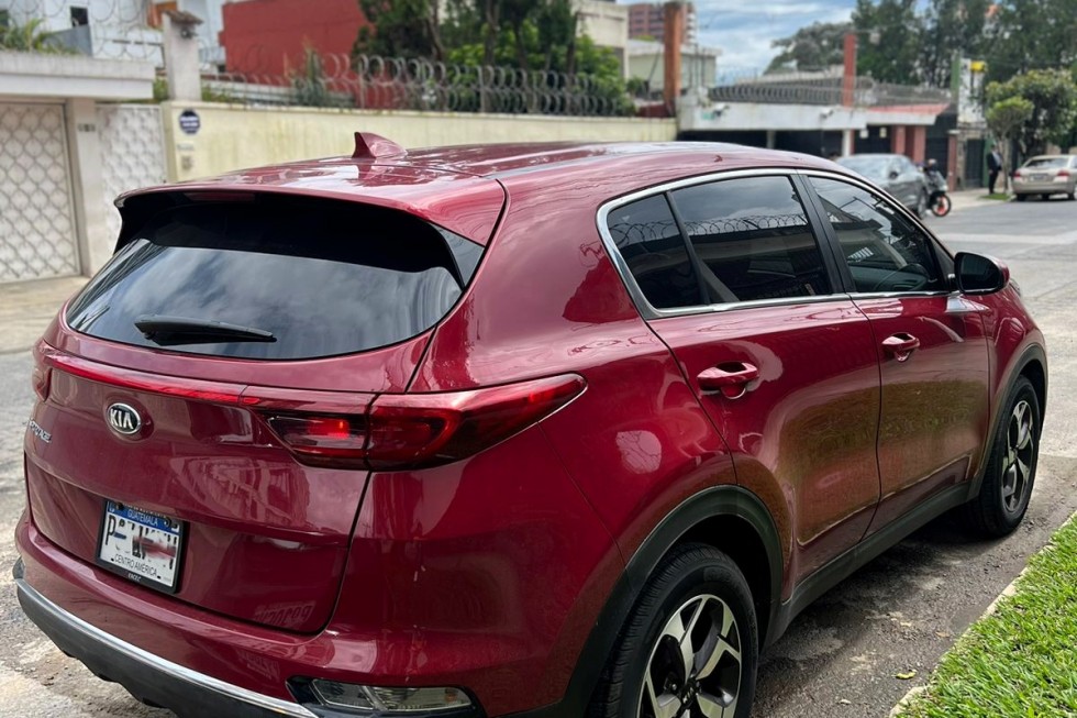 Kia Sportage LX 2020 FWD IMP RED 5