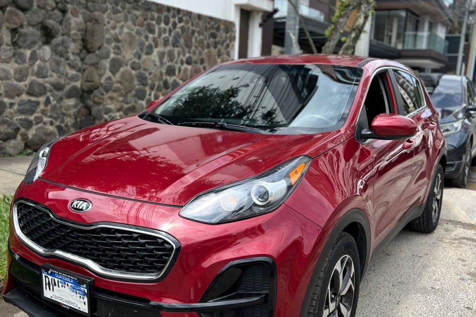 Kia Sportage LX 2020 FWD IMP RED 3