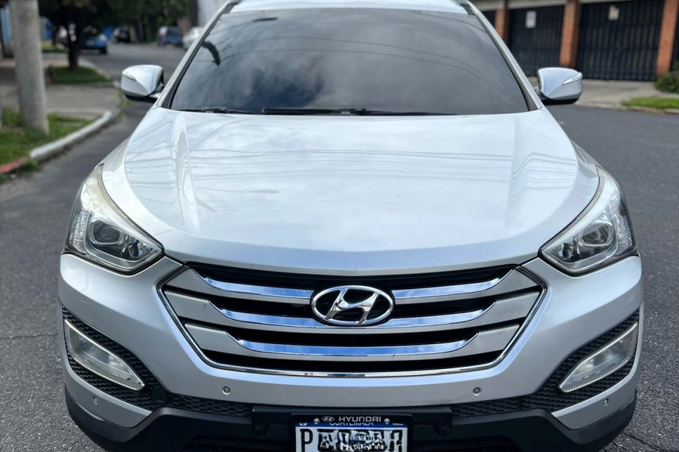 Hyundai Santa Fe CRDI IMP 2013 SILVER N 2