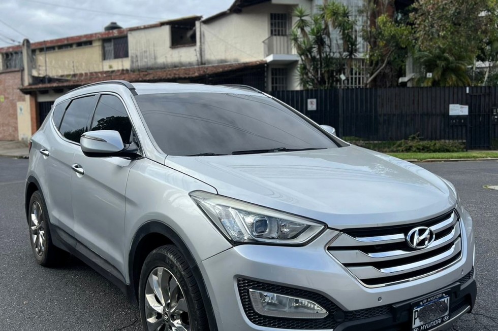 Hyundai Santa Fe CRDI IMP 2013 SILVER N 1